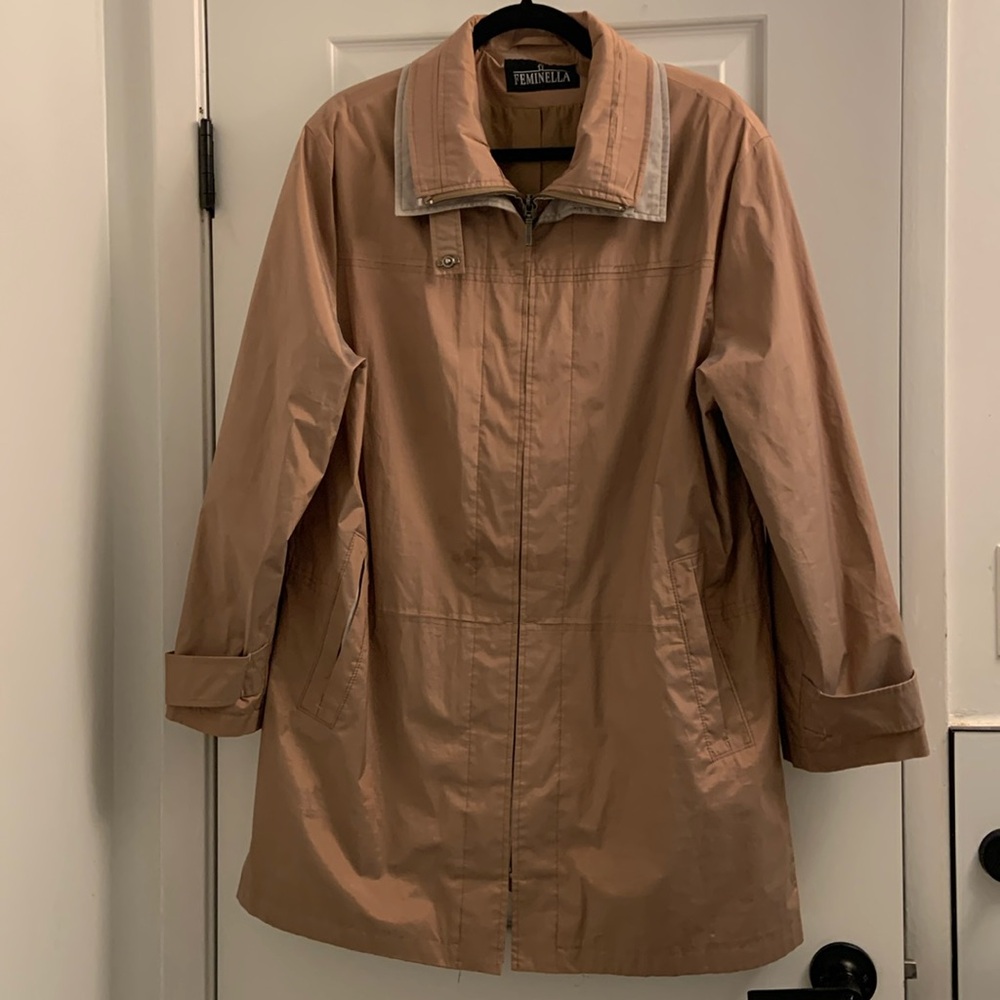 Rain coat -Feminella